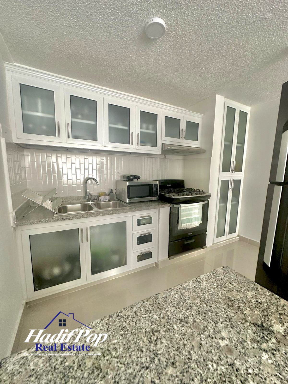 APARTAMENTO EN RENTA COMODIDAD Y ESTILO EN EL 2DO NIVEL Foto 7248172-3.jpg