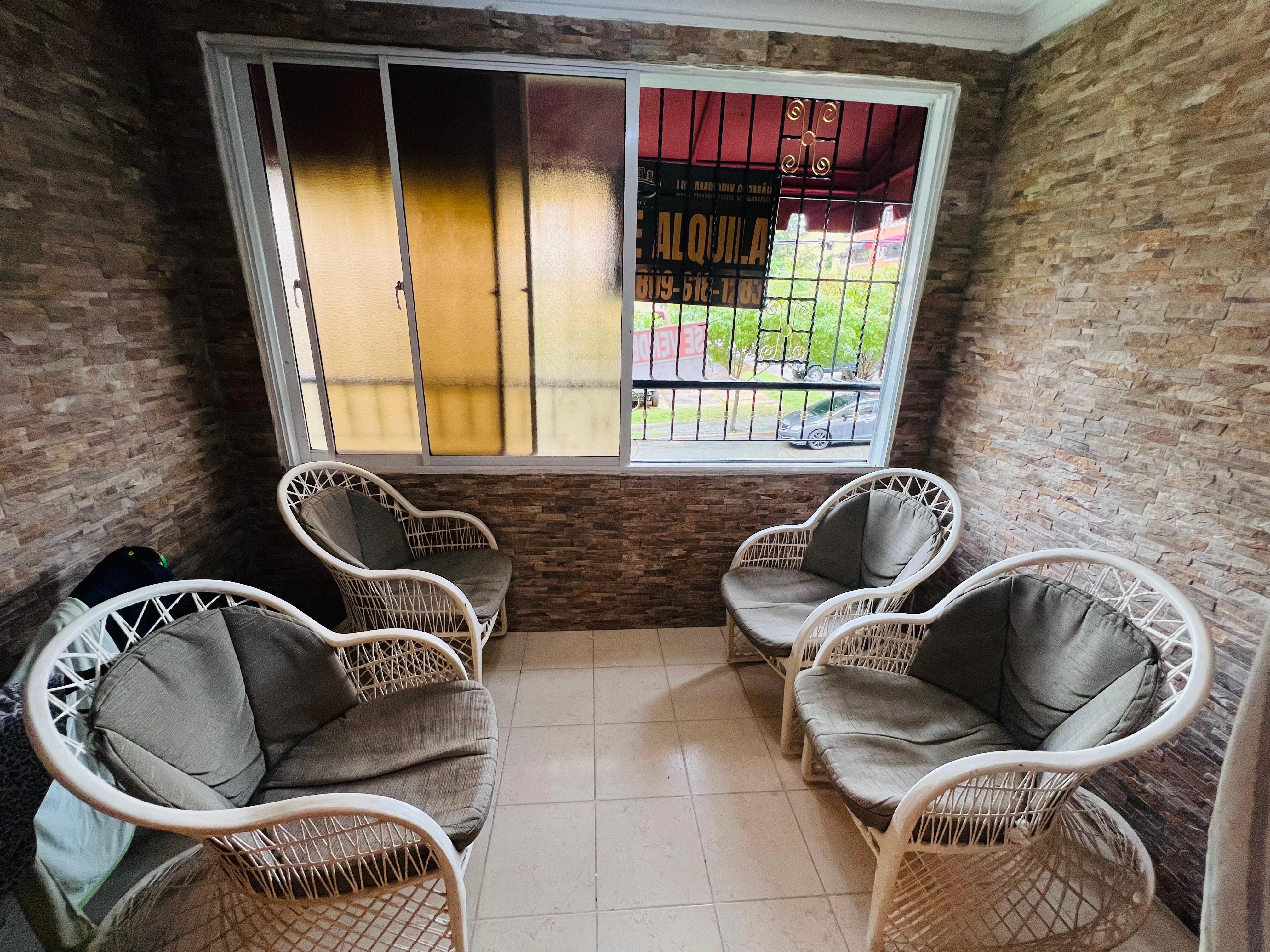 VENDO apartamento en Res. Ciudad Bonita Av. Jacobo Majluta 2do nivel. Foto 7248212-2.jpg