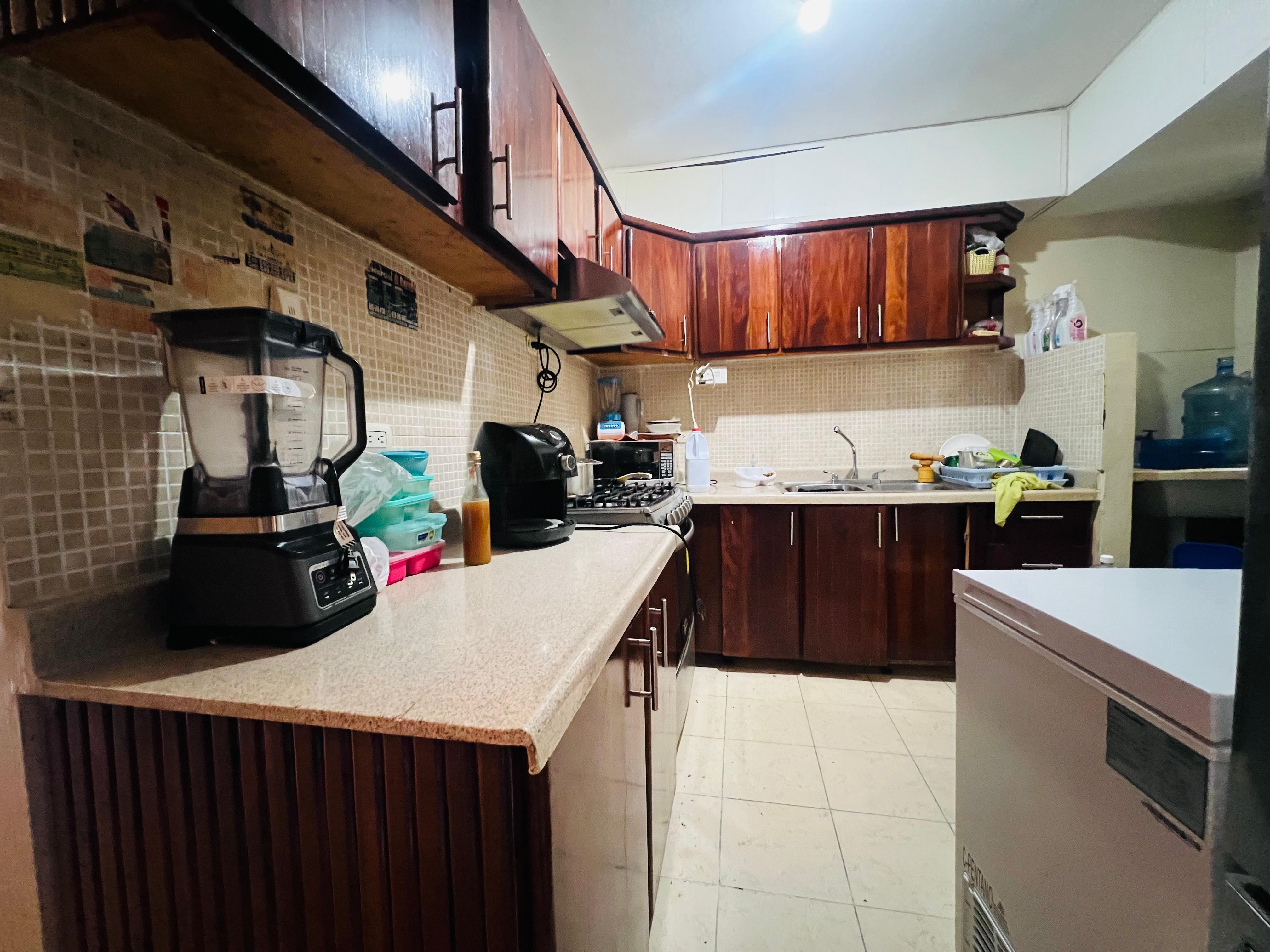 VENDO apartamento en Res. Ciudad Bonita Av. Jacobo Majluta 2do nivel. Foto 7248212-9.jpg