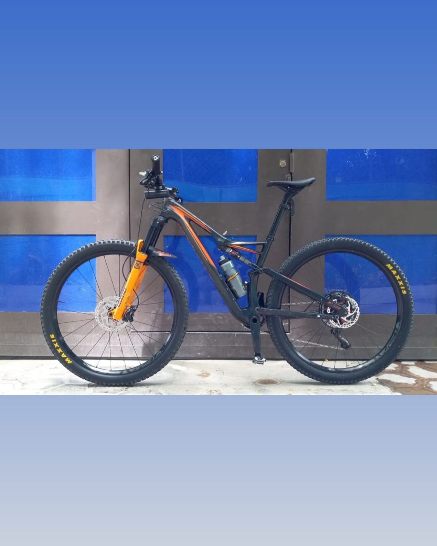 VENDO BICICLETA MTB STECIALIZED STUMPJUMPER FSR ARO 29 Foto 7248251-3.jpg