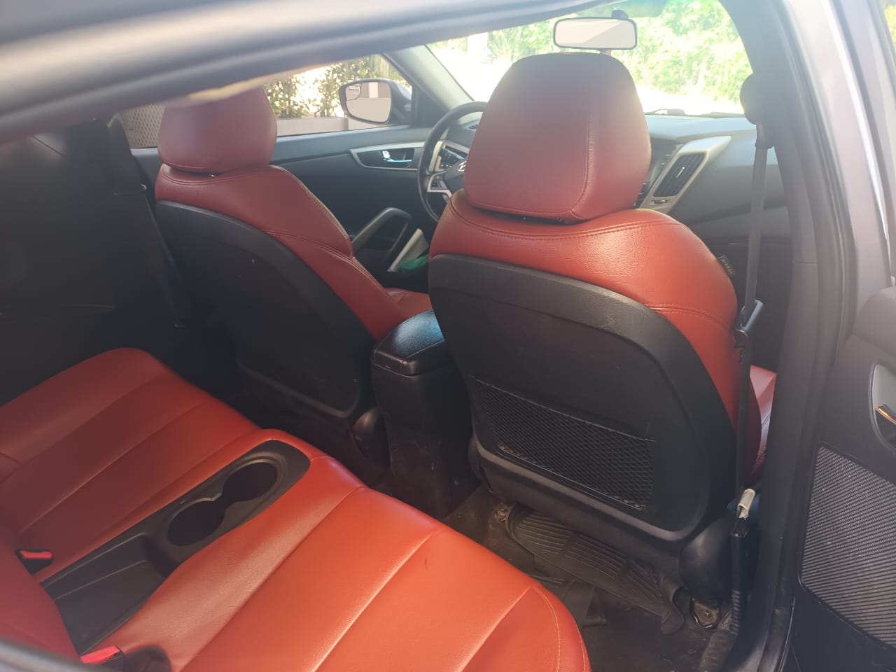 HYUNDAI VELOSTER 2017 SPORT – VERSION AMERICANA Foto 7248477-8.jpg