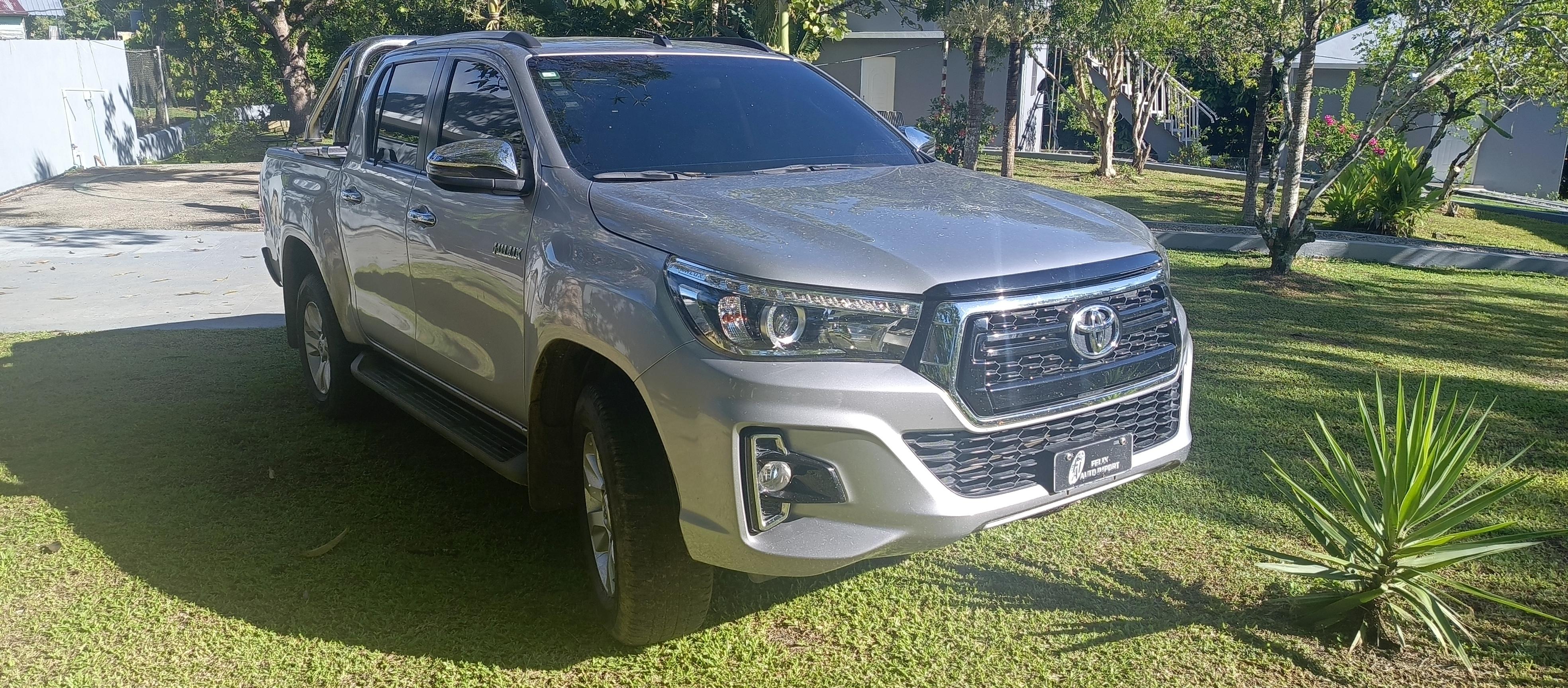 Vendo camioneta Toyota Hilux CRV año 2020 Foto 7248576-3.jpg