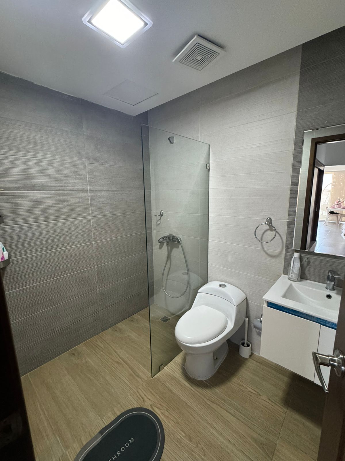 Venta de Apartamento en Serralles piso alto Amueblado Foto 7248616-9.jpg