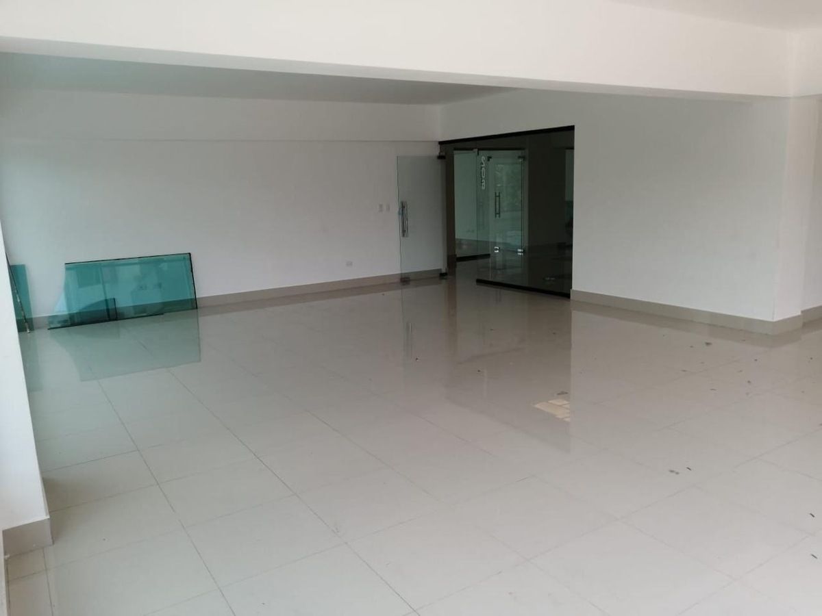 Local Comercial en alquiler en el Mirador Norte Foto 7248744-2.jpg