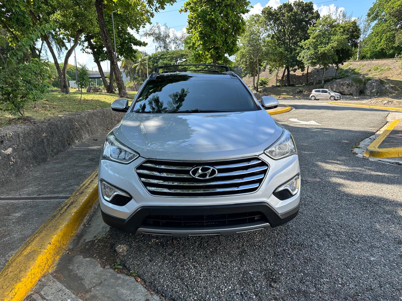 Hyundai Santa Fe Ultimate 2016 3 filas impecable Foto 7248788-5.jpg