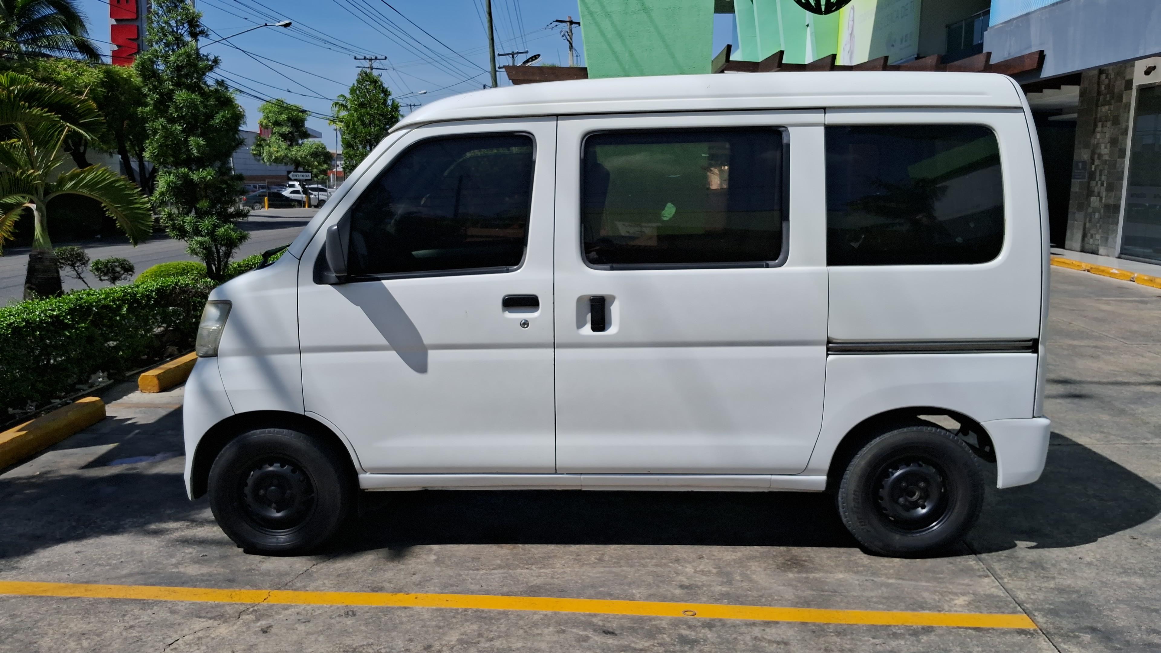 Daihatsu Hijet 2015 Mecánica Impecable en Moca Villa Esthela.  Foto 7249157-3.jpg