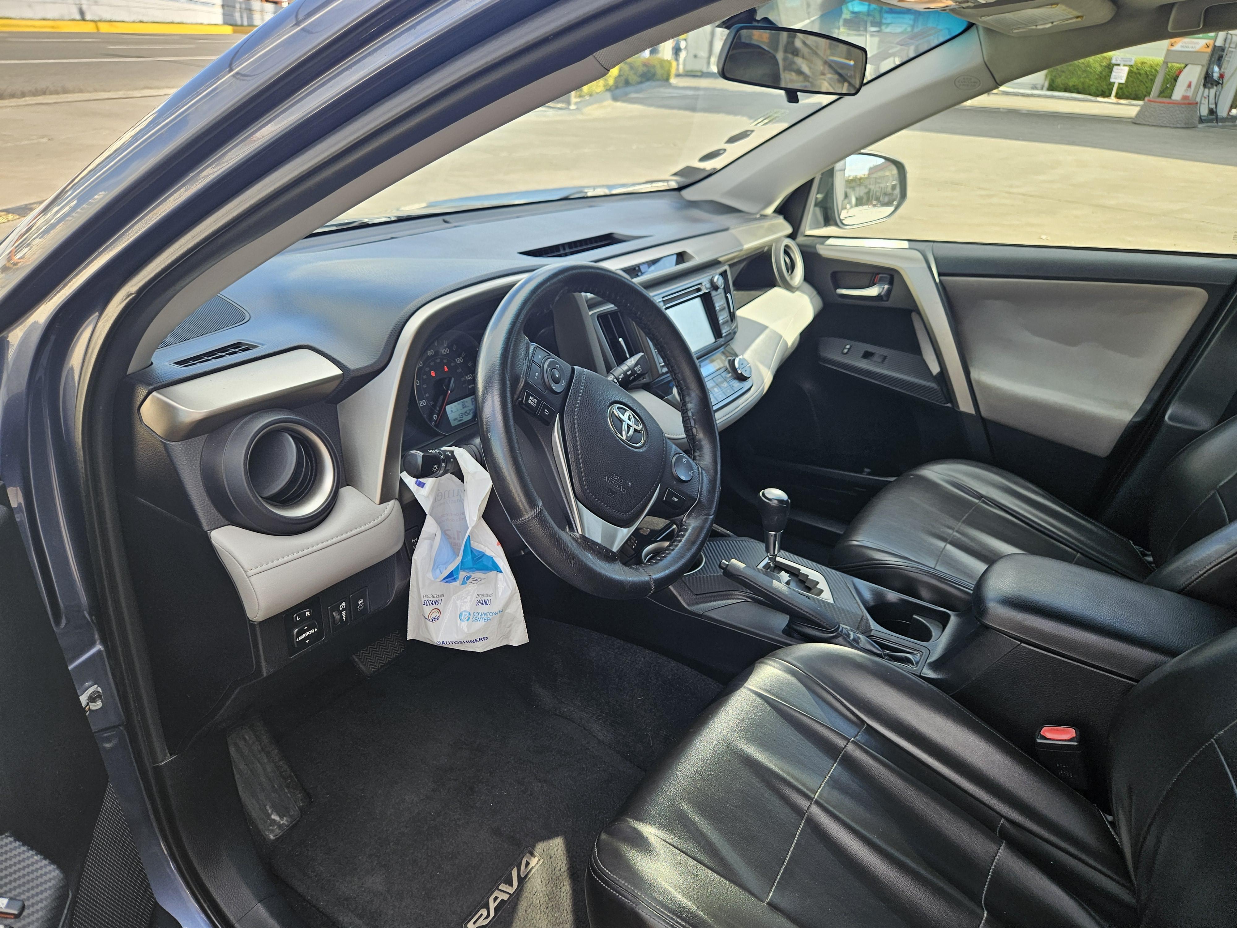 Toyota RAV4 2014 en excelentes condiciones Foto 7249165-4.jpg