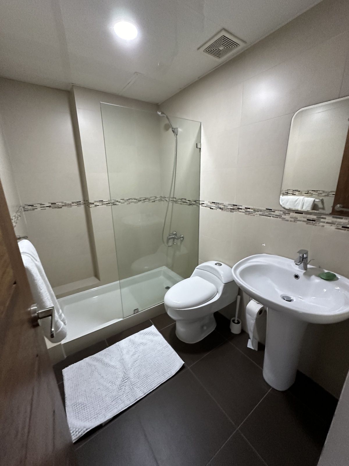 Apartamento en alquiler en Evaristo Morales de 3 habitaciones Foto 7249270-10.jpg