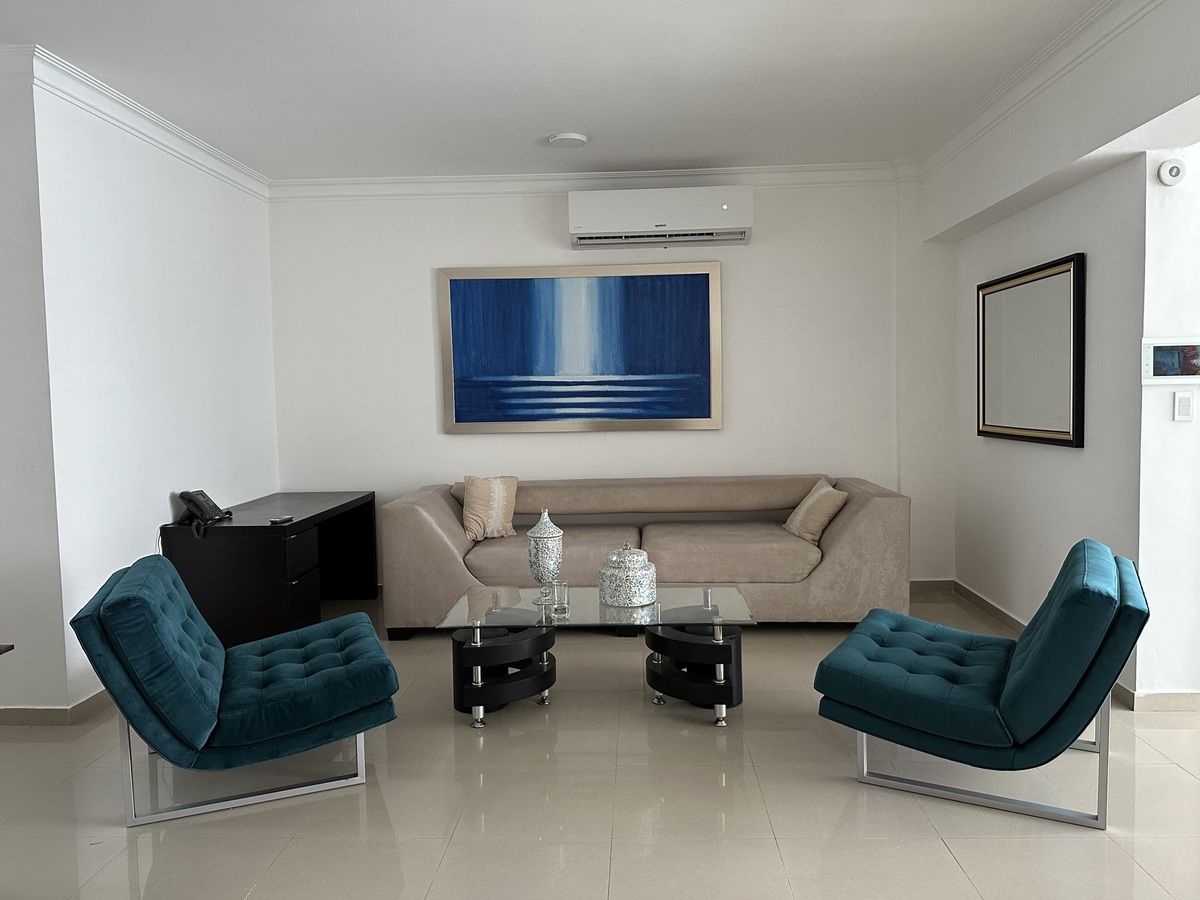 Apartamento en alquiler en Evaristo Morales de 3 habitaciones Foto 7249270-7.jpg
