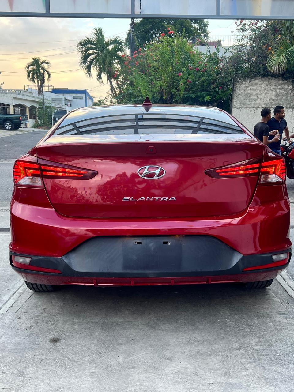 Hyundai Elantra 2019 version SEL✅ en Santo Domingo Oeste Foto 7249422-5.jpg