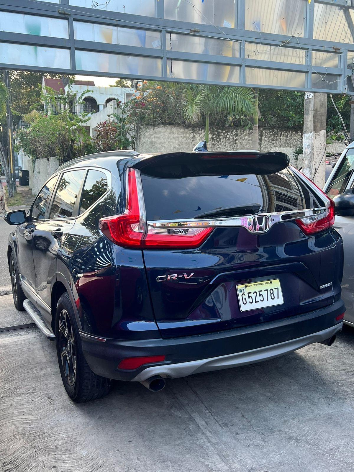 Honda CRV 2019 Touring  en Santo Domingo Oeste Foto 7249456-5.jpg