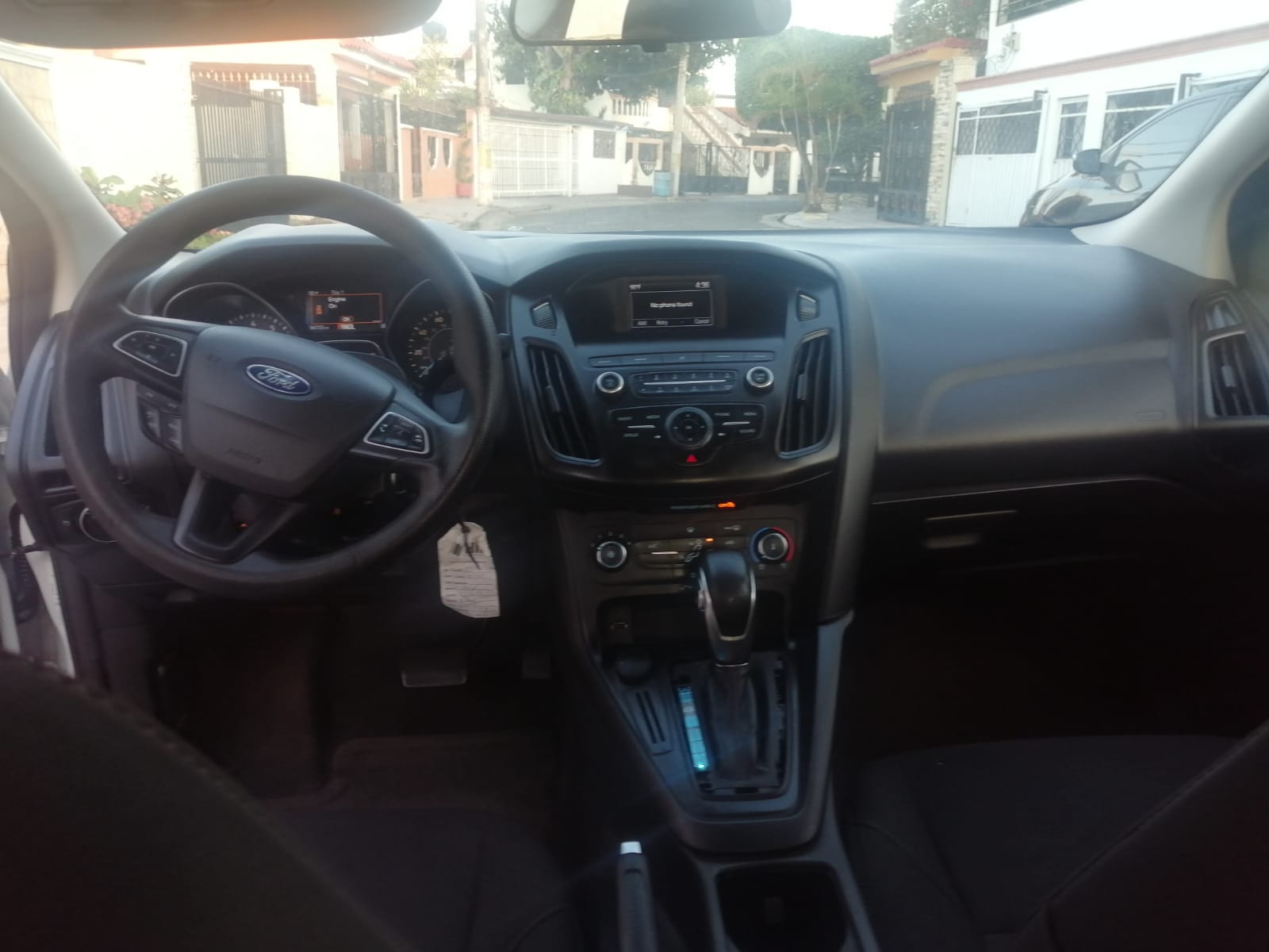 FORD FOCUS SE 2018 Recién Importado Como nuevoClean Carfax Foto 7249462-8.jpg