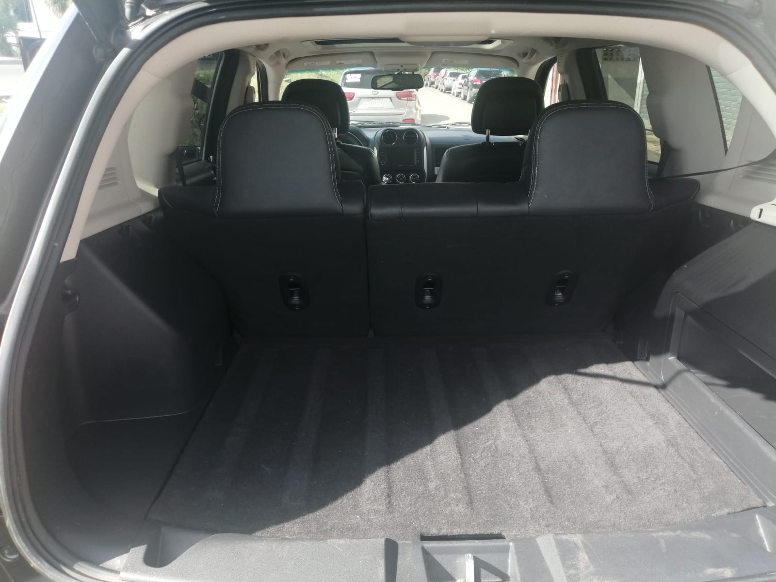 JEEP COMPASS HIGH LATITUDE 4X4 2016 Recién Importado Excelentes condic Foto 7249467-10.jpg