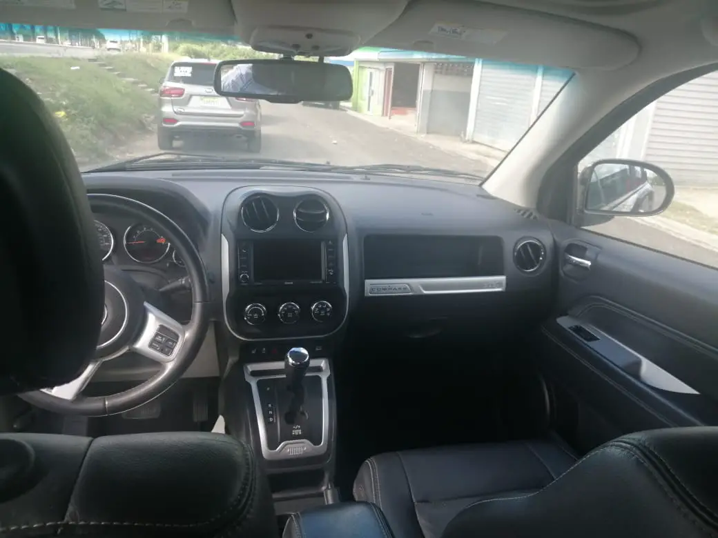 JEEP COMPASS HIGH LATITUDE 4X4 2016 Recién Importado Excelentes condic Foto 7249467-8.jpg