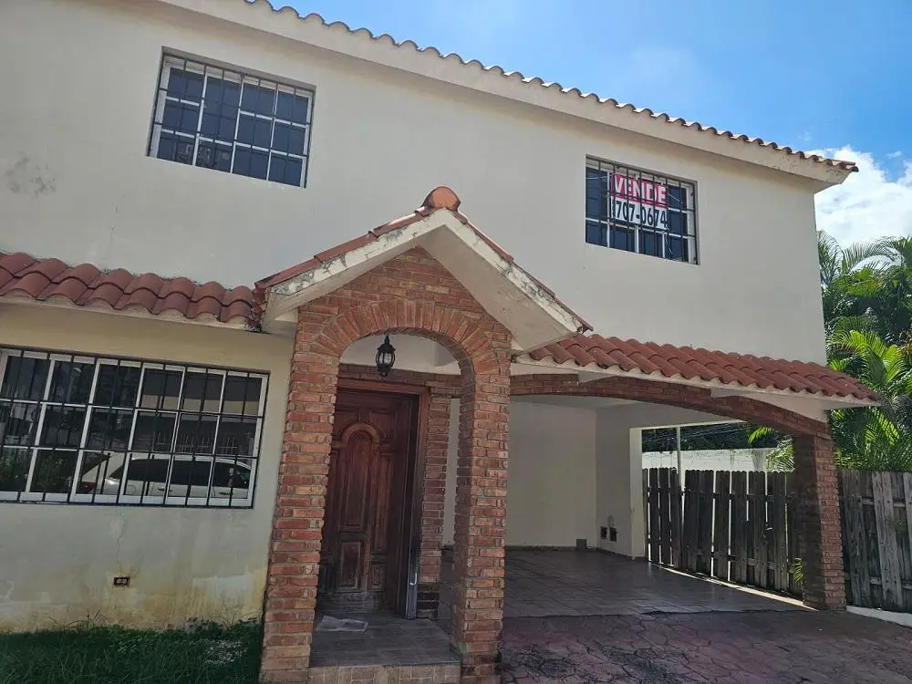 Vendo Residencia de 314.57 m2 en Arroyo Hondo Foto 7249475-1.jpg