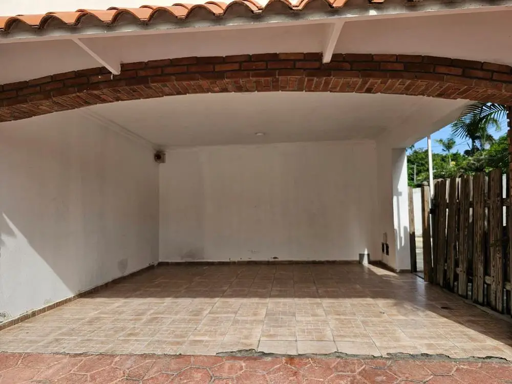 Vendo Residencia de 314.57 m2 en Arroyo Hondo Foto 7249475-3.jpg