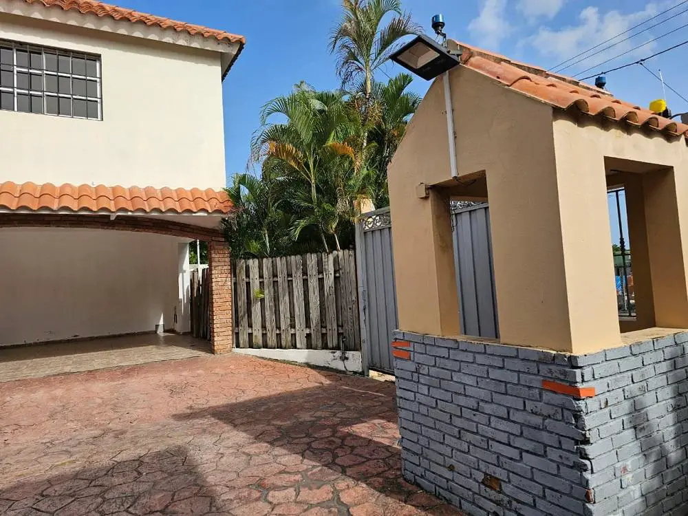 Vendo Residencia de 314.57 m2 en Arroyo Hondo Foto 7249475-4.jpg