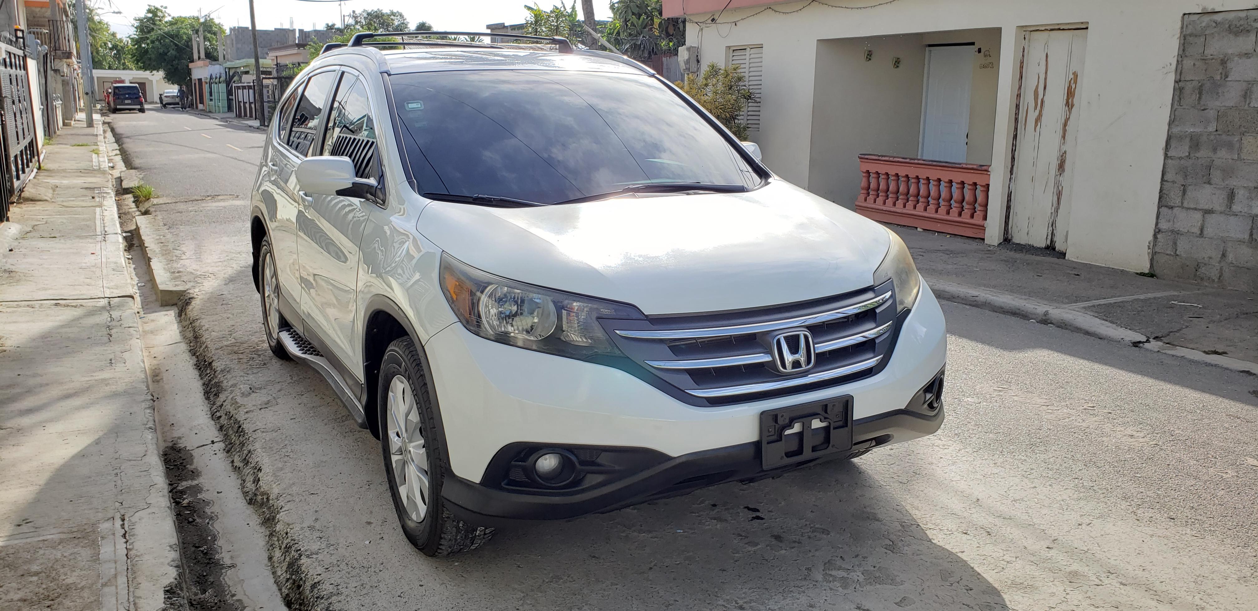 Hola CRV 2014 LX en Sánchez Ramírez Foto 7249667-2.jpg