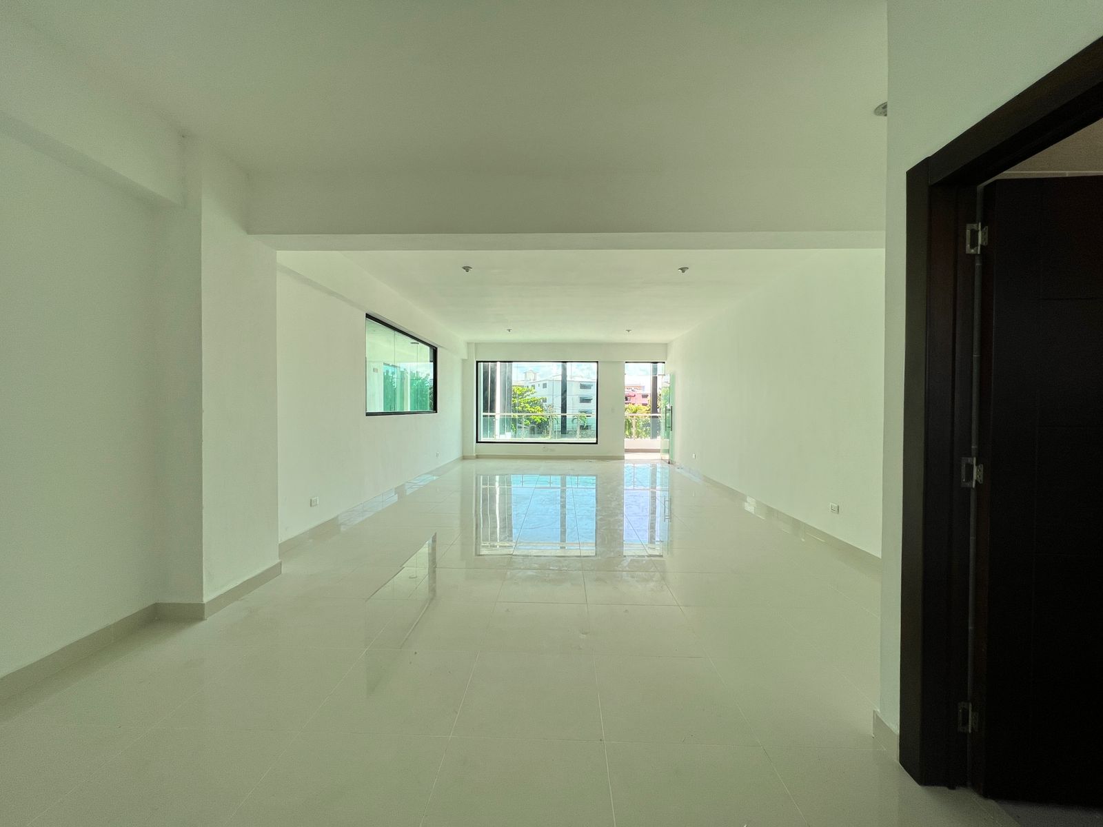Local Comercial en Alquiler en Alma Rosa II Foto 7249902-5.jpg