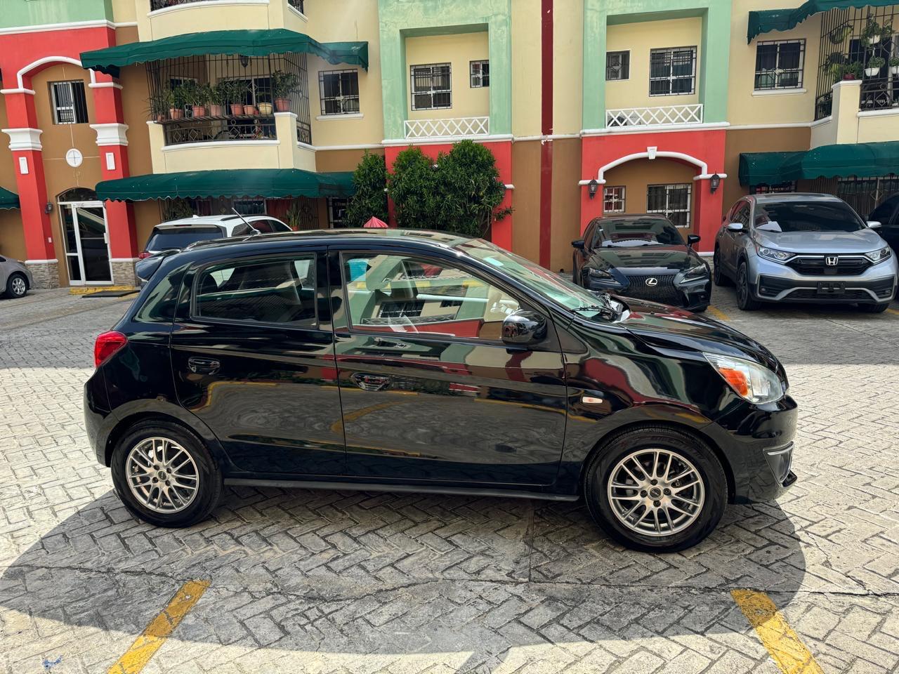 Mitsubishi mirage año 2018 Foto 7249967-4.jpg