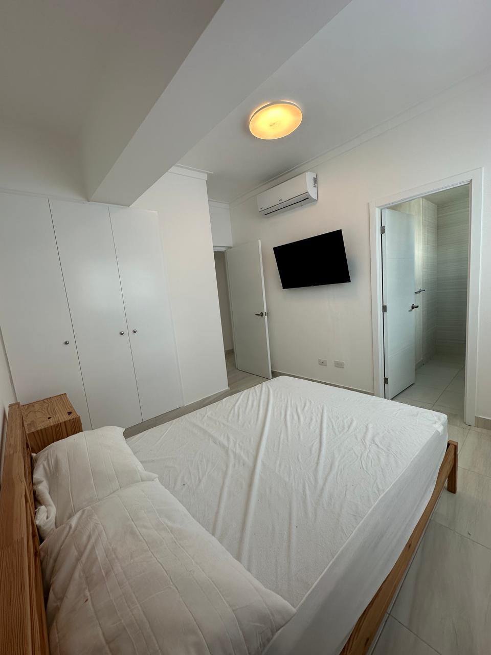 Apartamento en alquiler amueblado Evaristo Morales 3 habitaciones Foto 7250100-10.jpg