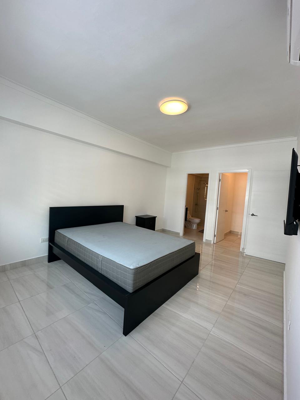 Apartamento en alquiler amueblado Evaristo Morales 3 habitaciones Foto 7250100-12.jpg