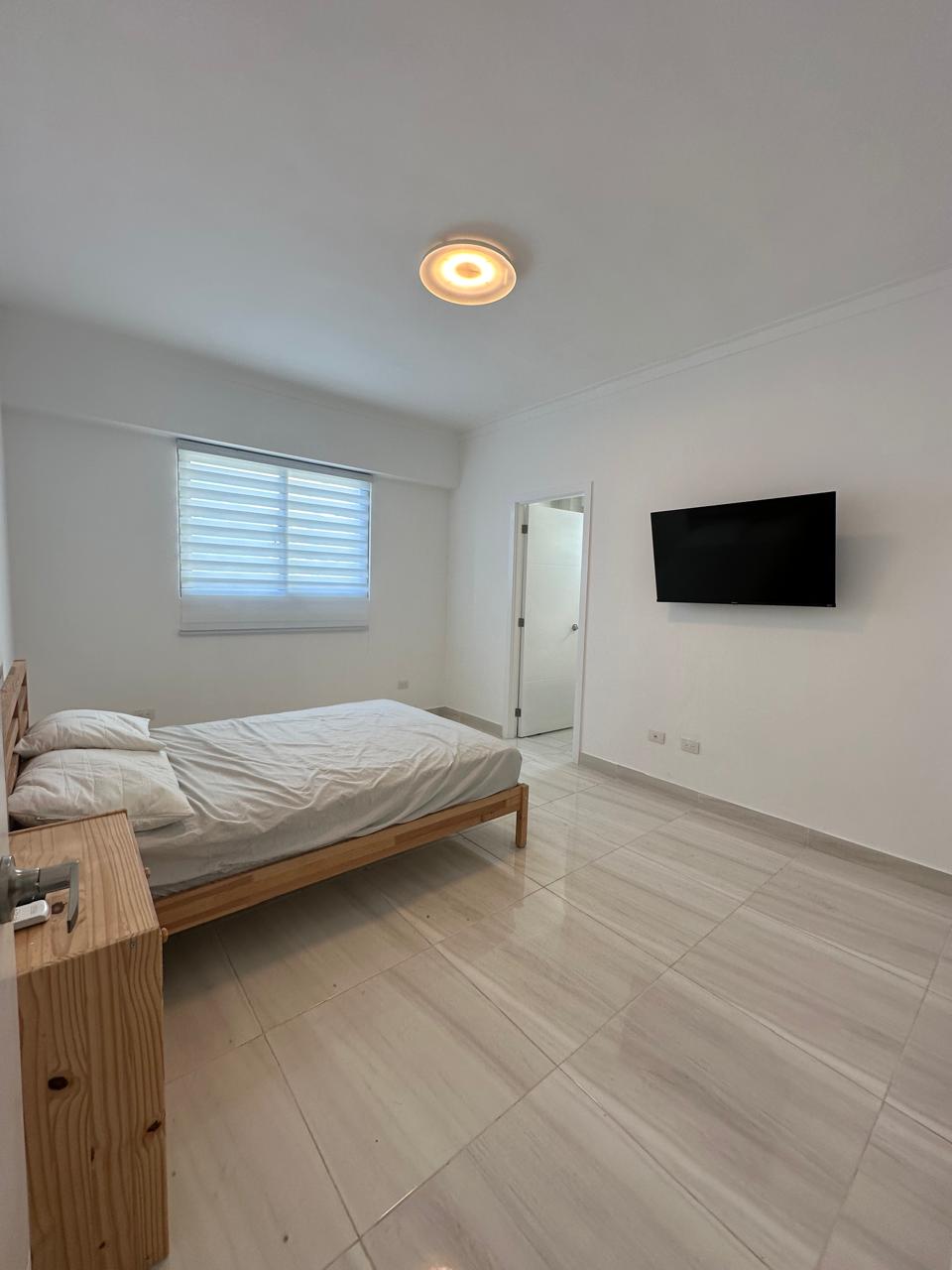 Apartamento en alquiler amueblado Evaristo Morales 3 habitaciones Foto 7250100-9.jpg