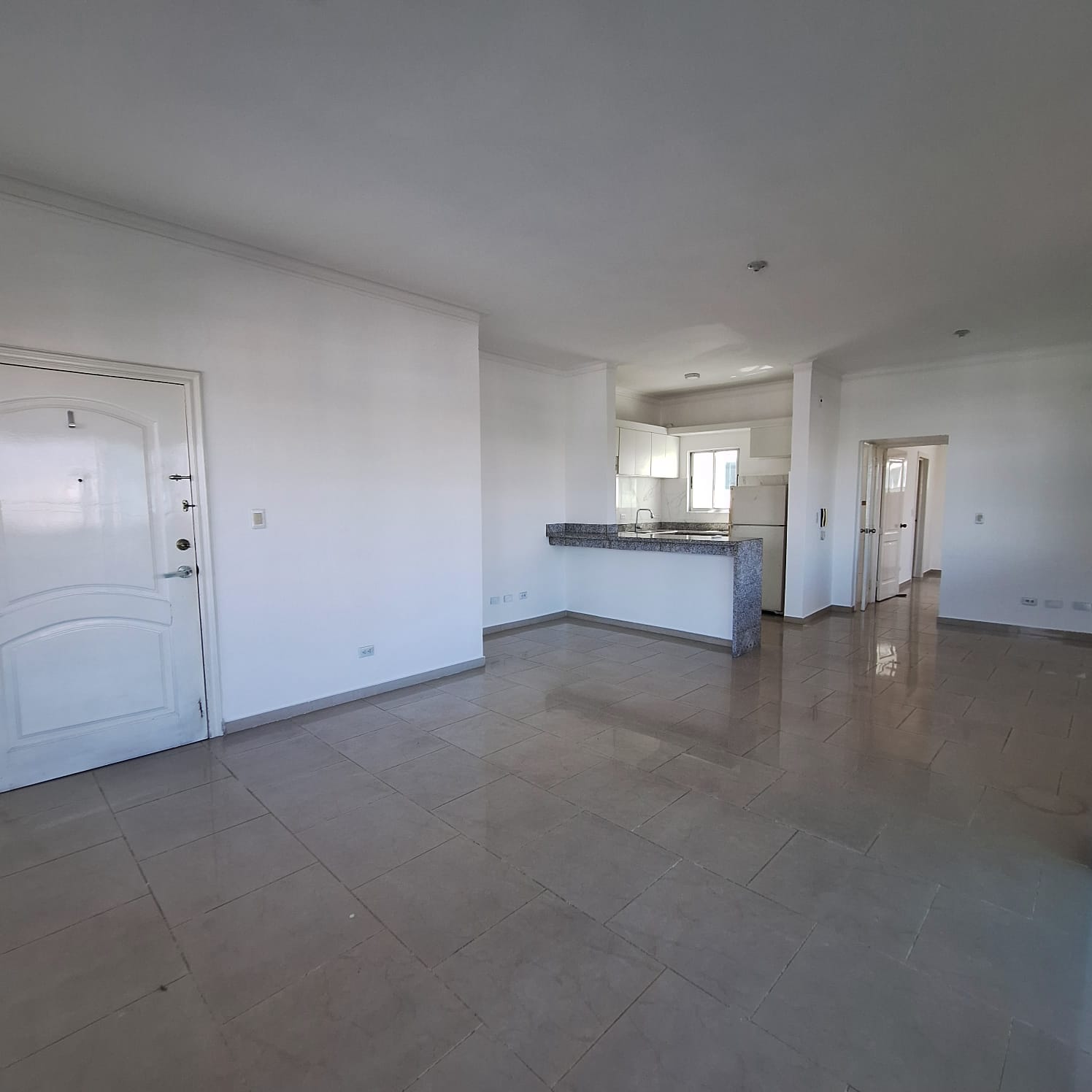 Apartamento en alquiler con vista al mar en Gazcue  Foto 7250317-6.jpg