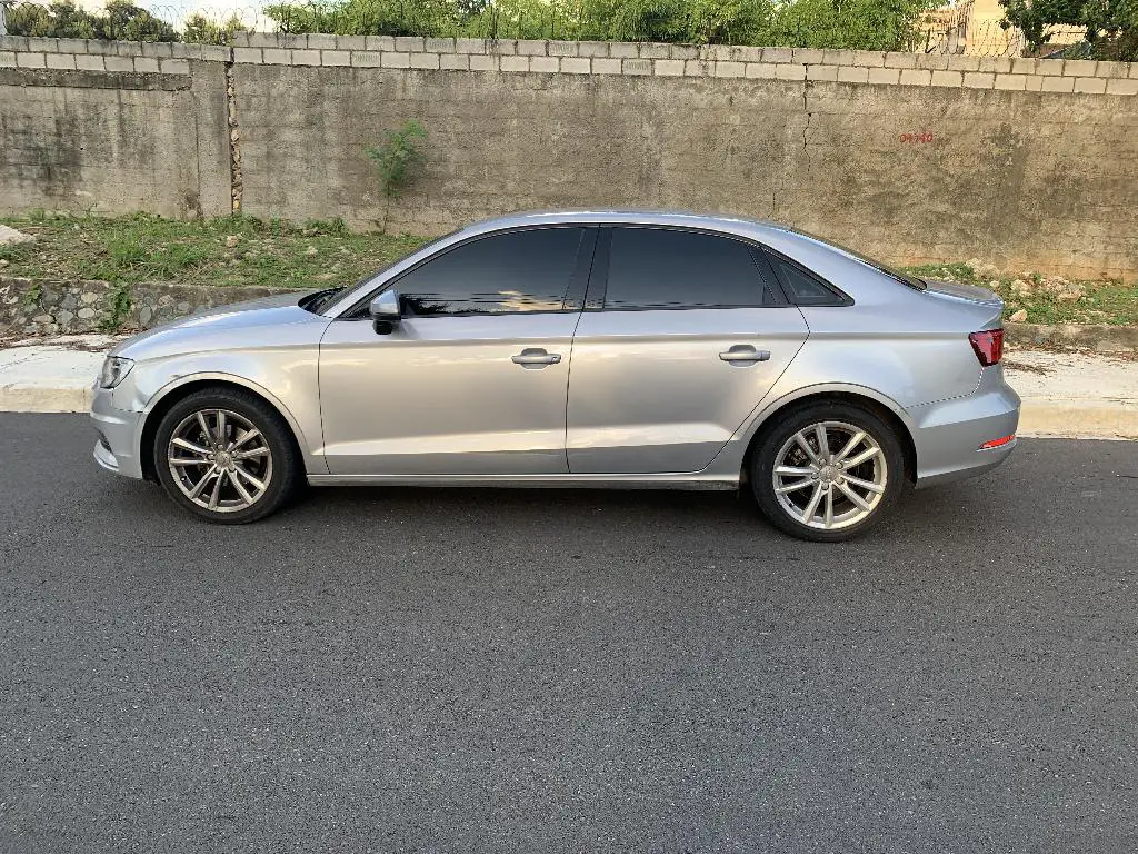 Carro europeo Audi A3 2016 vehículo super económico en excelentes cond Foto 7250320-1.jpg