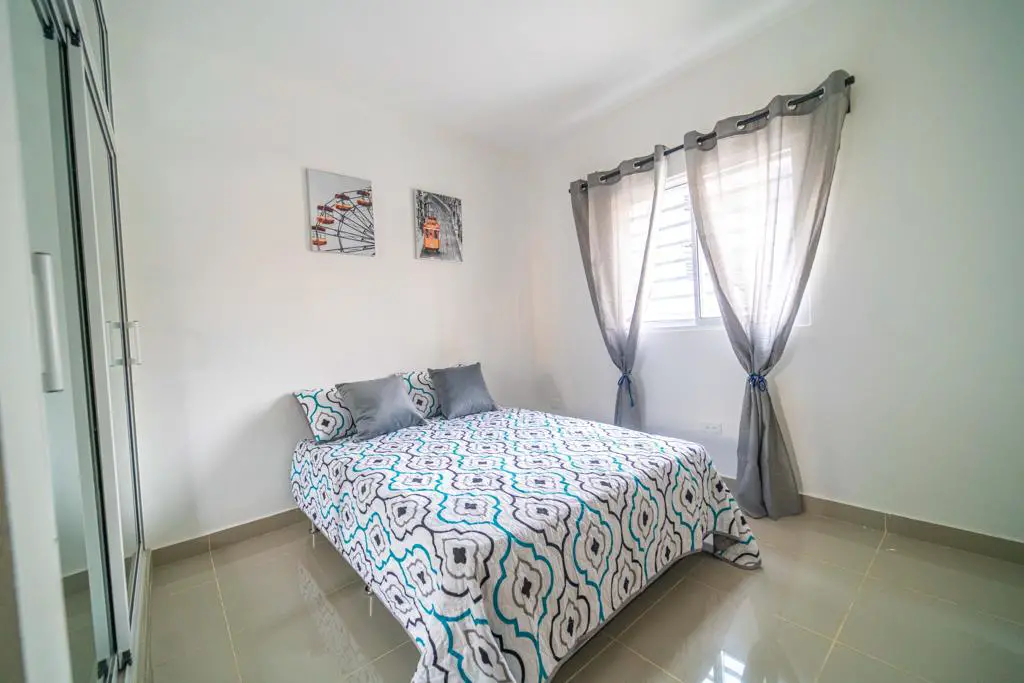 Apartamento en venta en el Residencial Juanives Av. Jacobo Majluta 3 h Foto 7250484-9.jpg