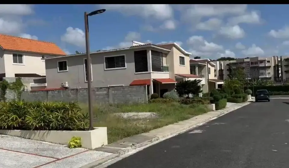 Solar Ciudad Modelo RESIDENCIAL PRIVADO Foto 7250605-4.jpg