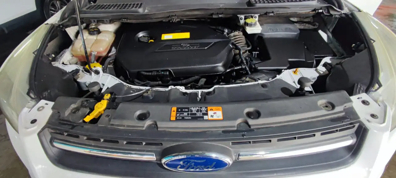 Ford Escape SE Ecoboost Turbo 2016 Foto 7250688-2.jpg