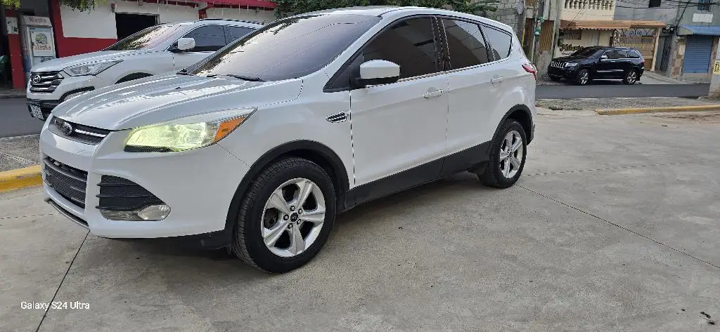 Ford Escape SE Ecoboost Turbo 2016 Foto 7250688-5.jpg