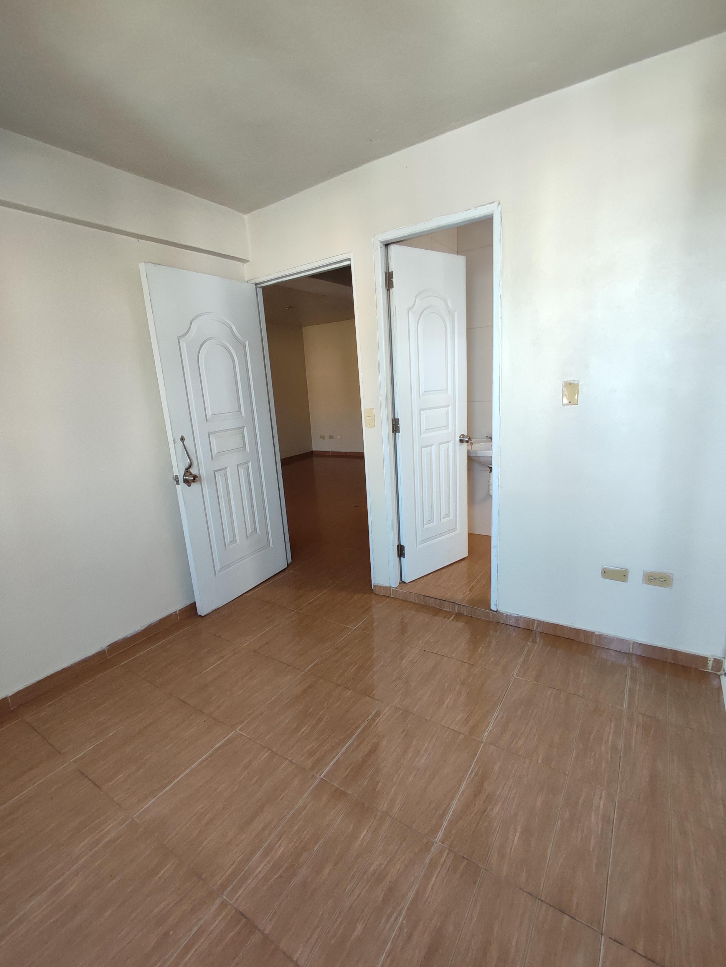 Gazcue Rento Apartamento De 3 Dormitorios Sin Amueblar Gascue Centu Un Foto 7250929-4.jpg