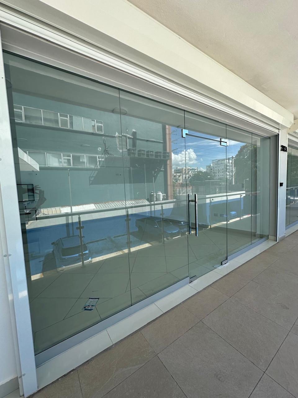 Local Comercial en Alquiler en Bella Vista Foto 7250941-2.jpg