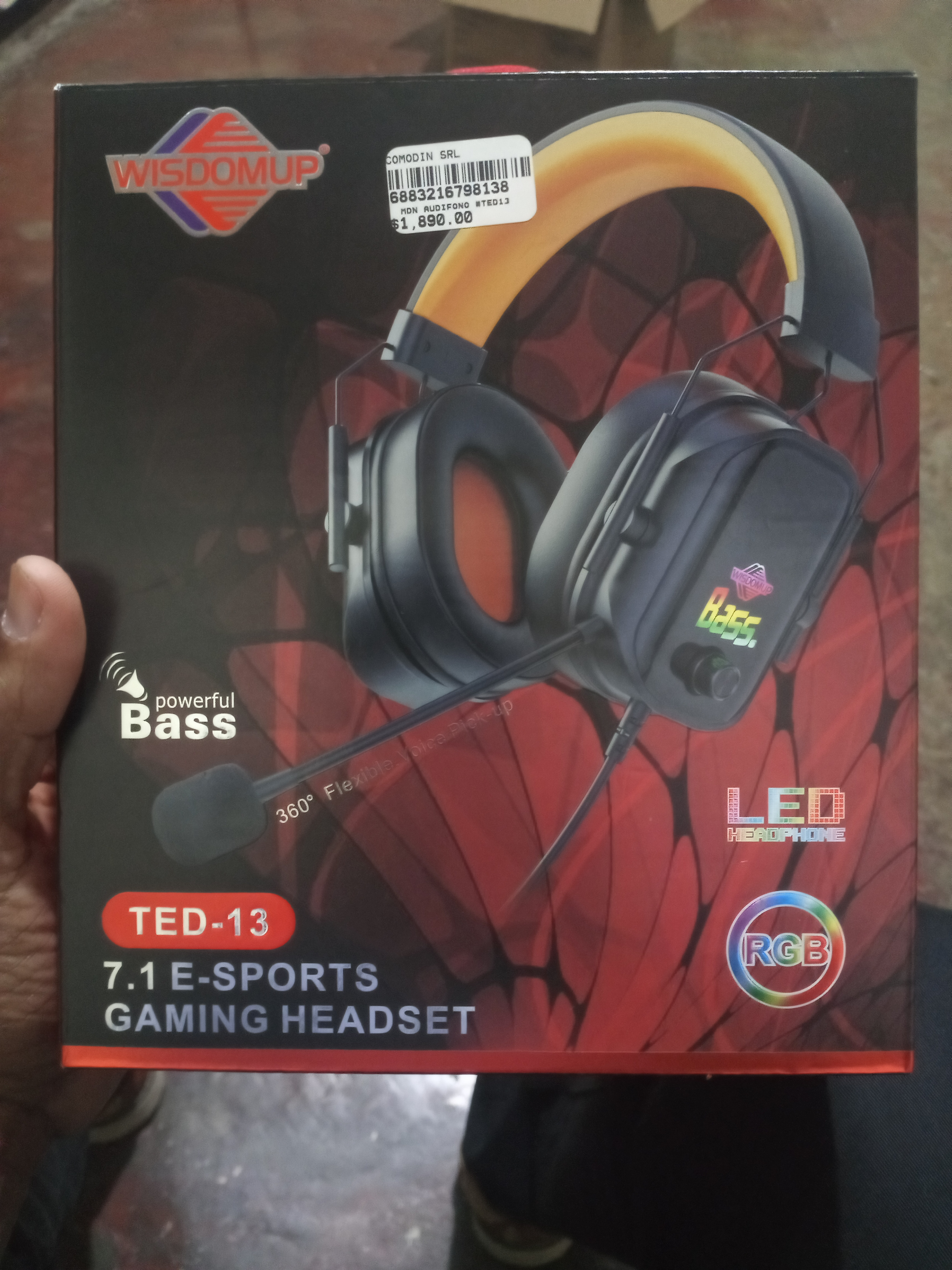 Audífonos Stereo RGB con micrófono Wired Headphones Auriculares Marca  Foto 7250980-3.jpg
