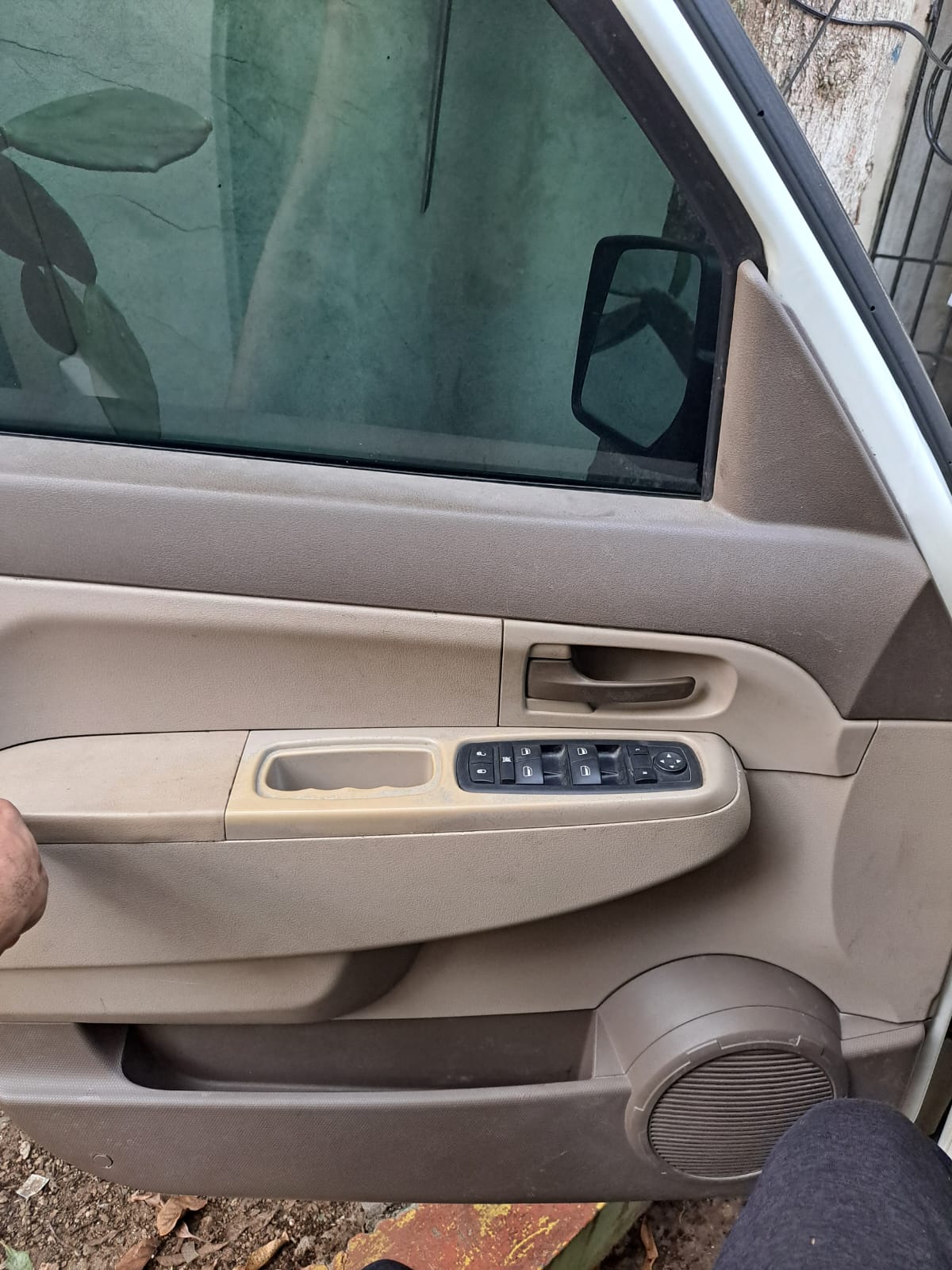 Vendo Jeep Liberty 2009  Foto 7251020-12.jpg