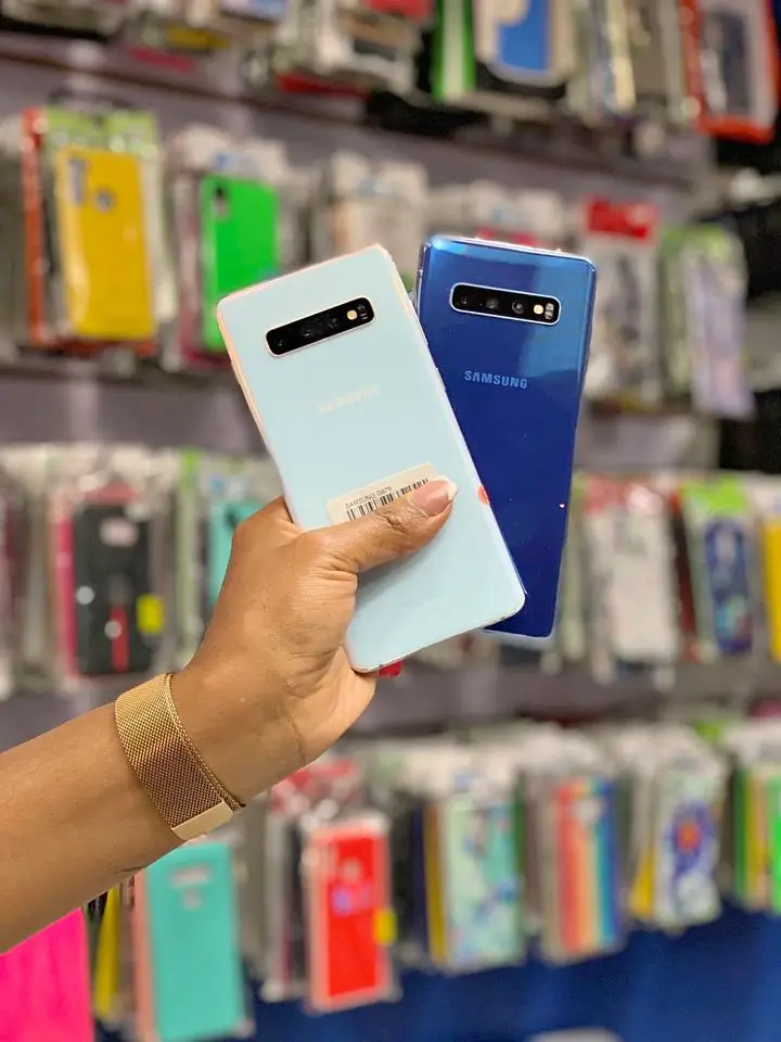 SAMSUNG GALAXY S10 PLUS 128GB  Foto 7251338-2.jpg