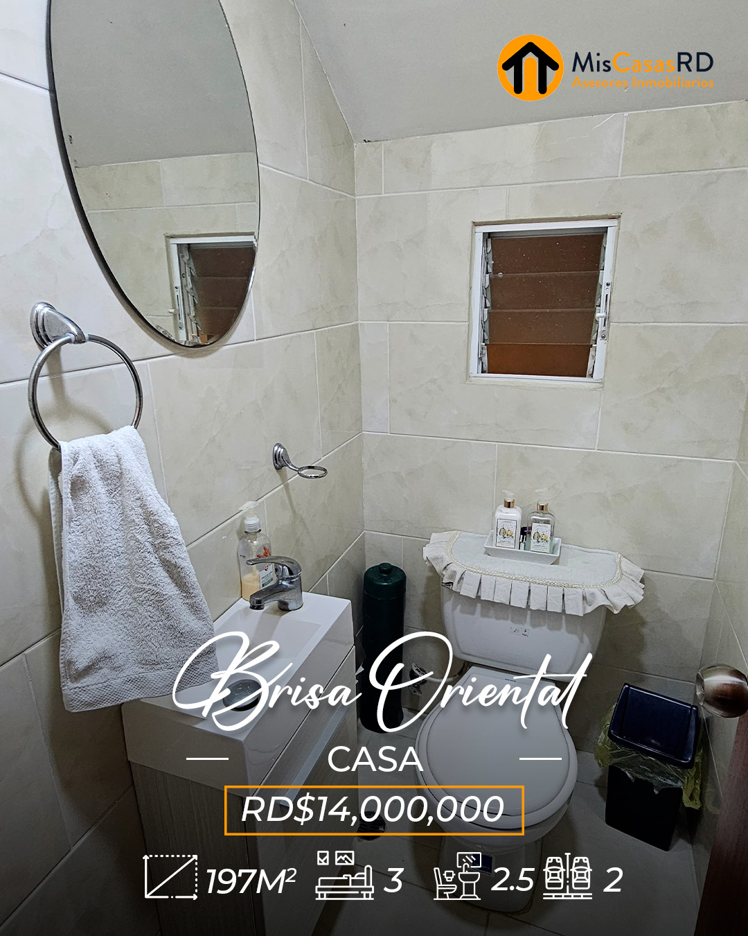 Casa en venta en Urb. Brisa Oriental de 3 niveles en Santo Domingo Est Foto 7251648-13.jpg