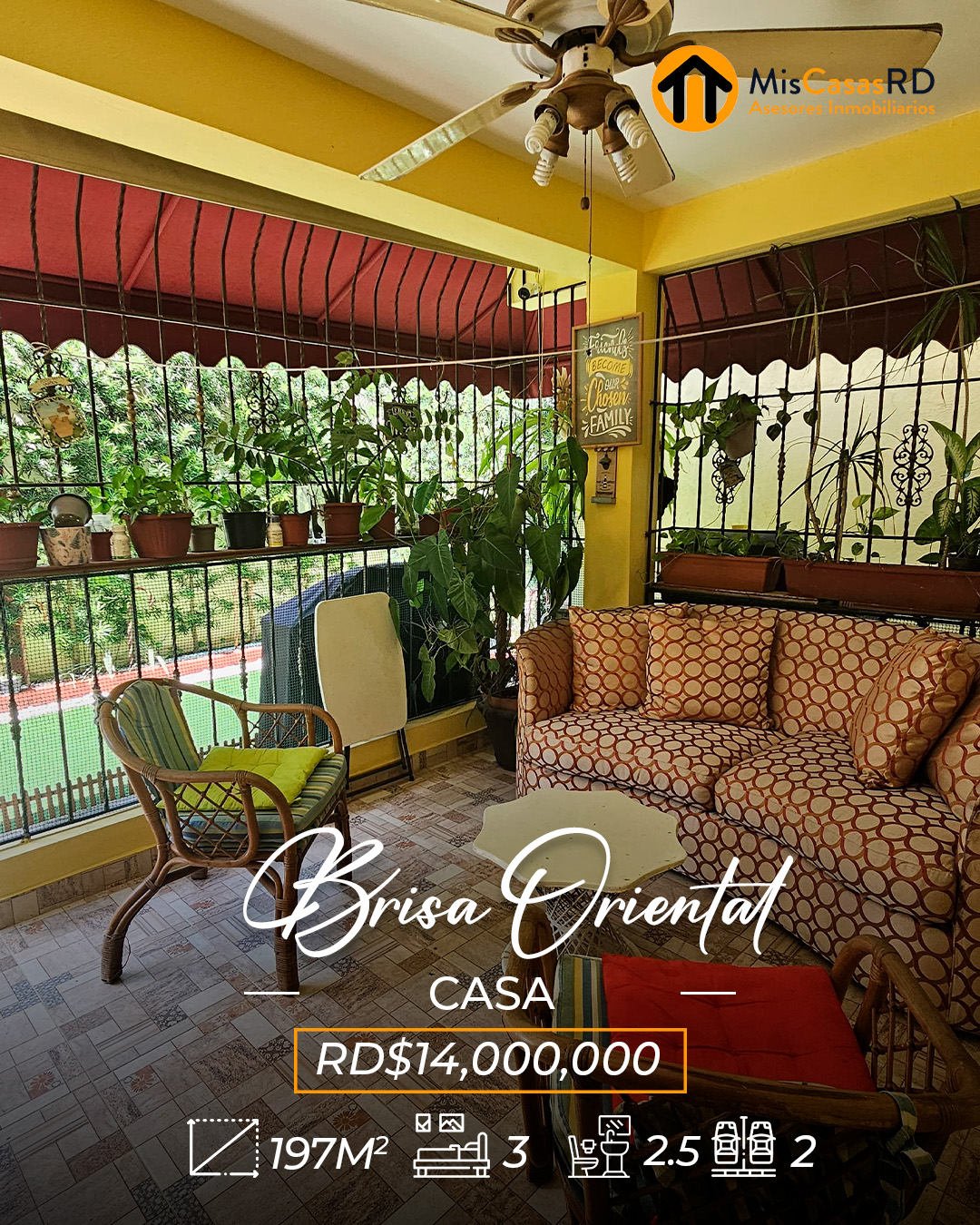 Casa en venta en Urb. Brisa Oriental de 3 niveles en Santo Domingo Est Foto 7251648-4.jpg