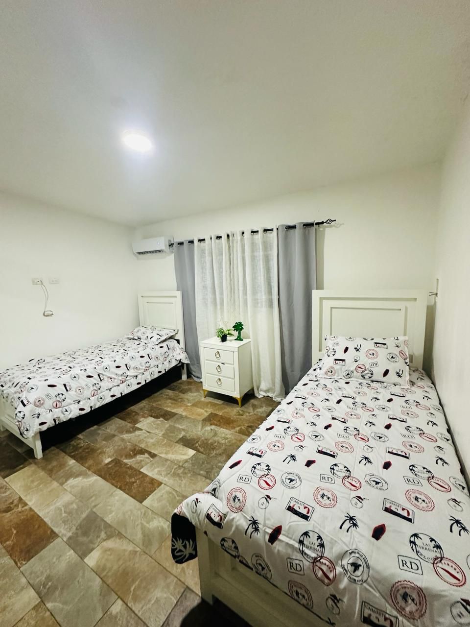 se vende villa boulevard de juan dolio a 5 minutos de la playa Foto 7251803-1.jpg