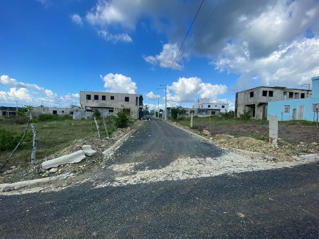 SOLARES  ECONOMICO EN  PROYECTO RESIDENCIALES CERRADO EN VILLA MELLA Foto 7251813-6.jpg