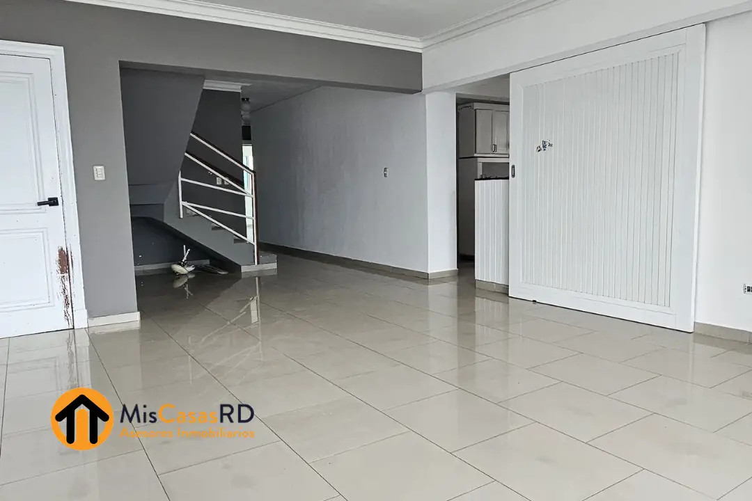 Amplio Penthouse en buenísima zona de Los Prados???? Foto 7251819-10.jpg