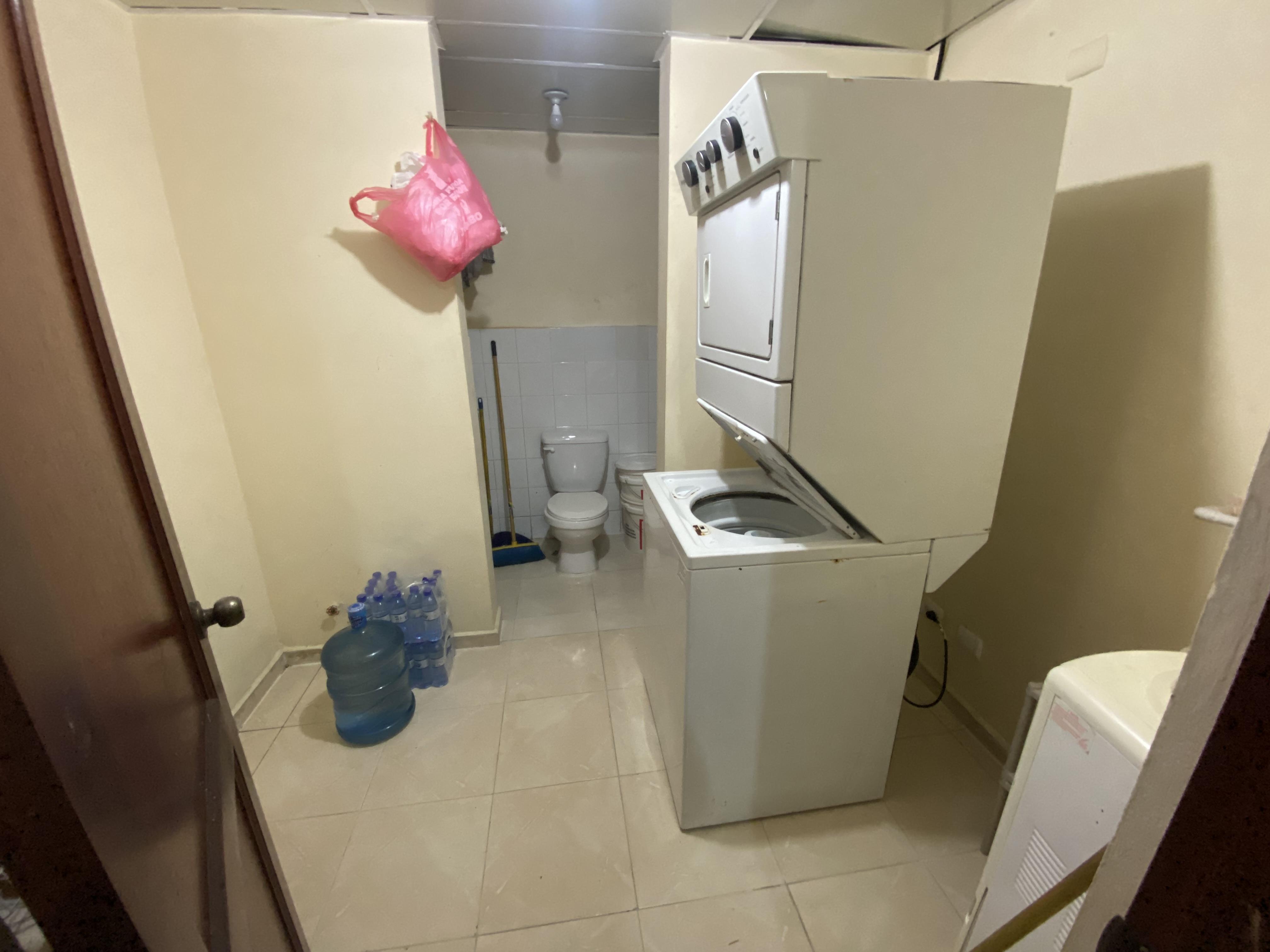 Apartamento de oportunidad en Ave. Independencia con vista al mar Foto 7251860-11.jpg