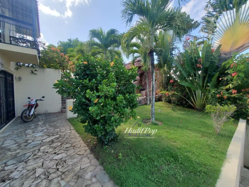Amplia casa unifamiliar de dos niveles en Puerto Plata Foto 7251862-13.jpg