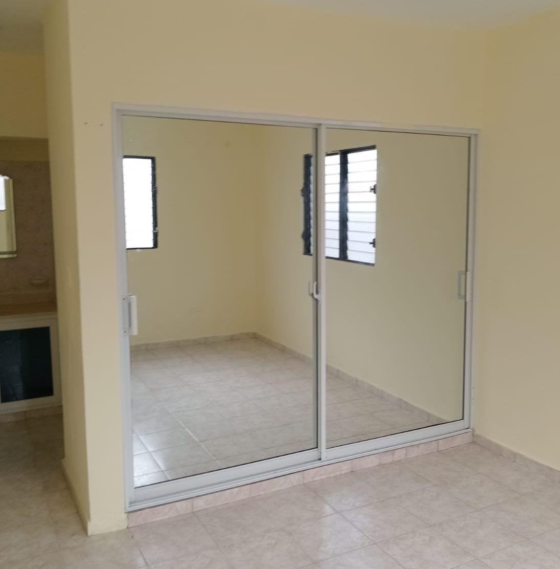 Apartamento en el Residencial Antonio Duverge Foto 7251883-2.jpg
