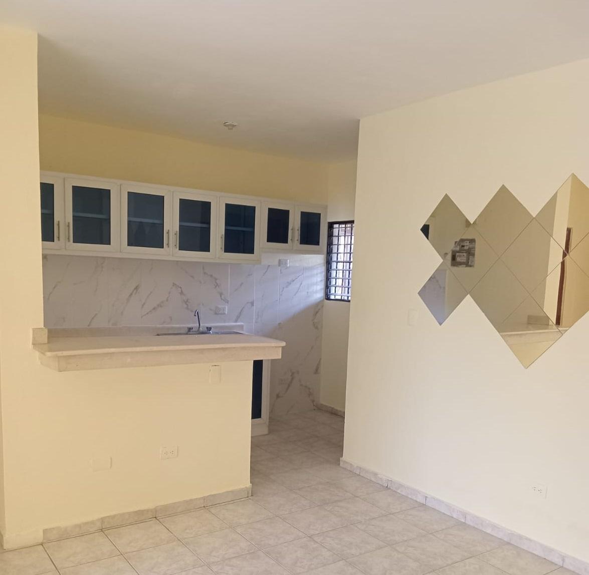 Apartamento en el Residencial Antonio Duverge Foto 7251883-4.jpg