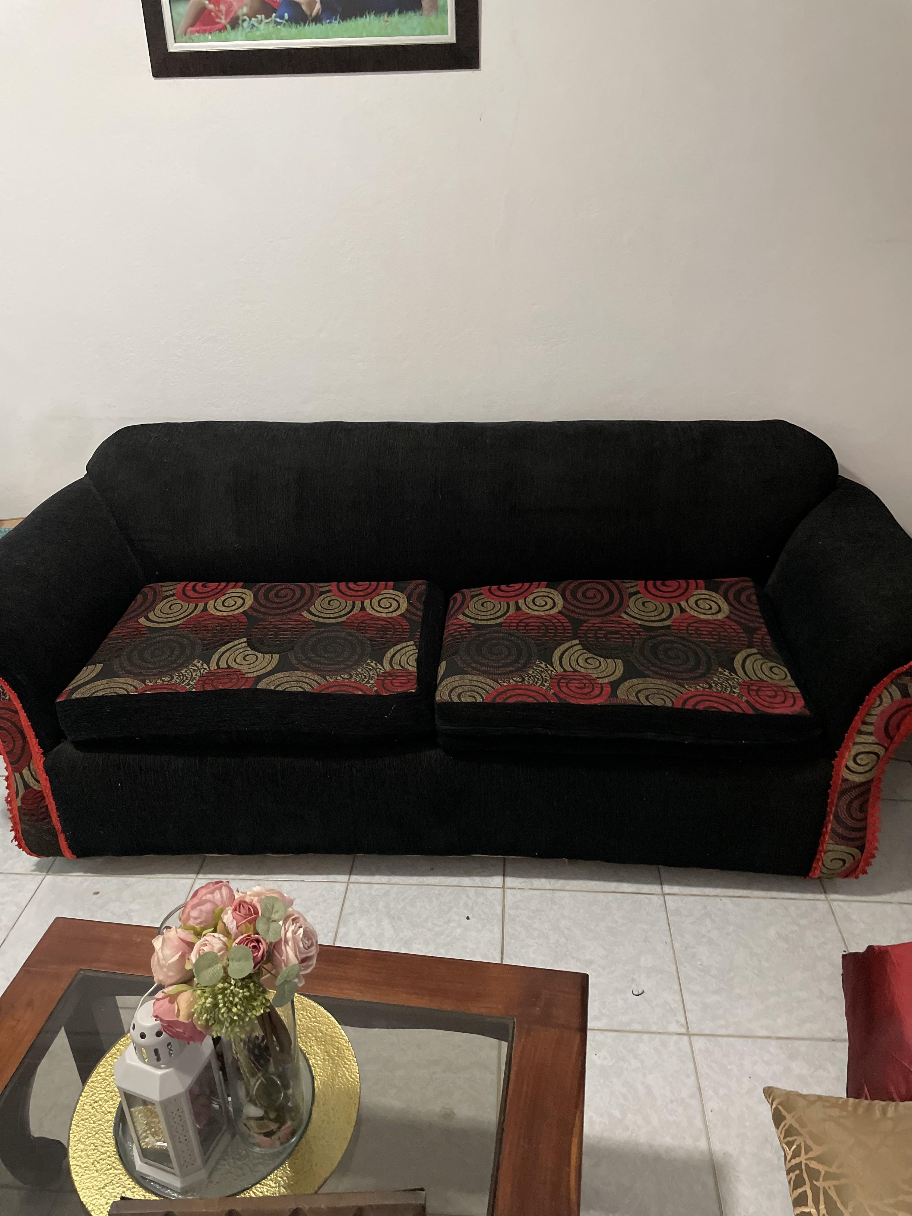 Mueble y mesa en caoba  Foto 7252049-7.jpg