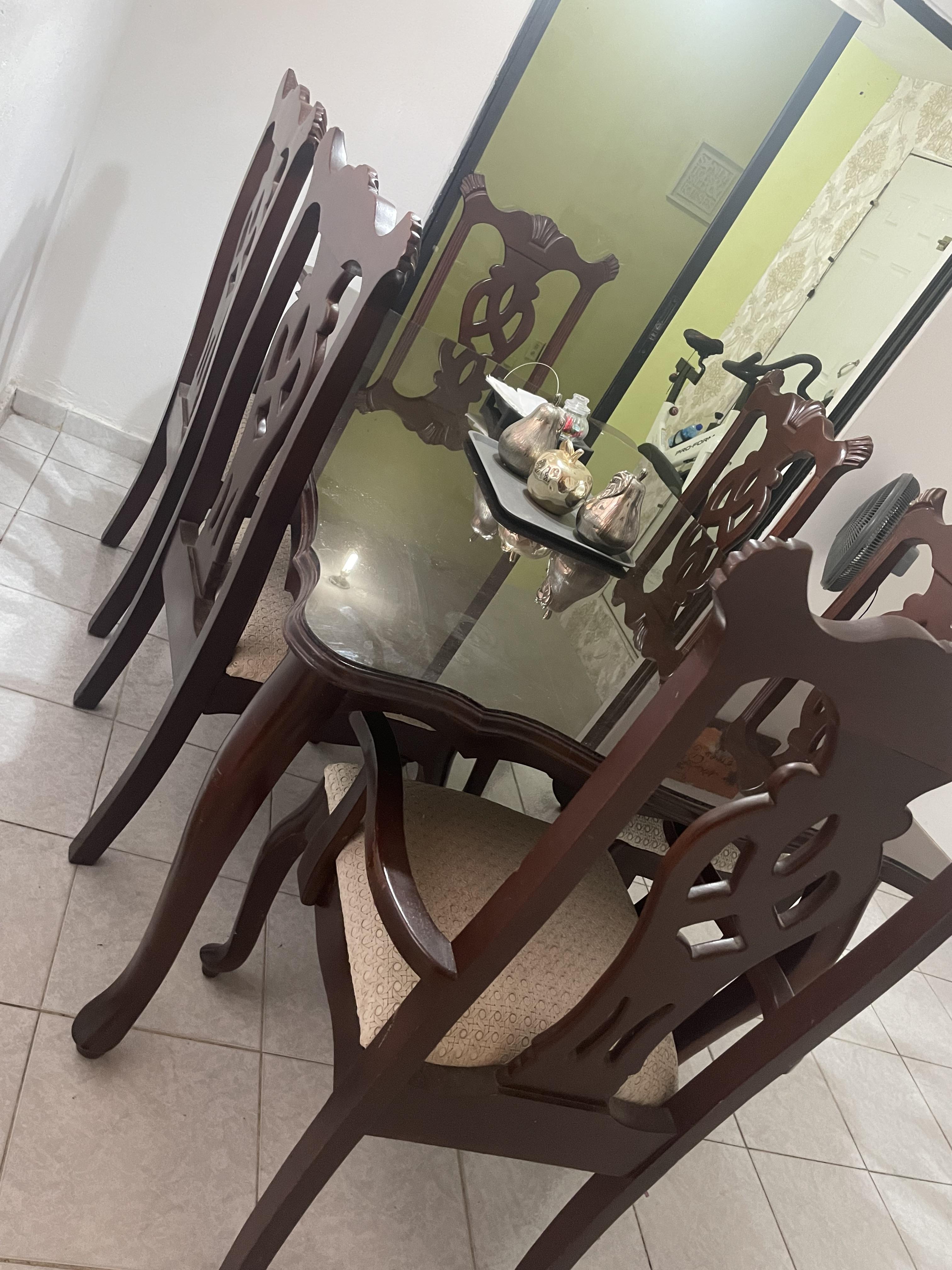 Comedor en caoba Luis xv  6 sillas .  Foto 7252050-5.jpg