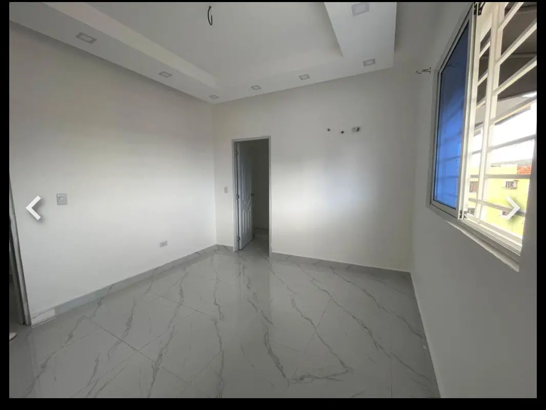 Apartamento Estudio en alquiler próximo a la Charles de Gaulle Foto 7252252-2.jpg